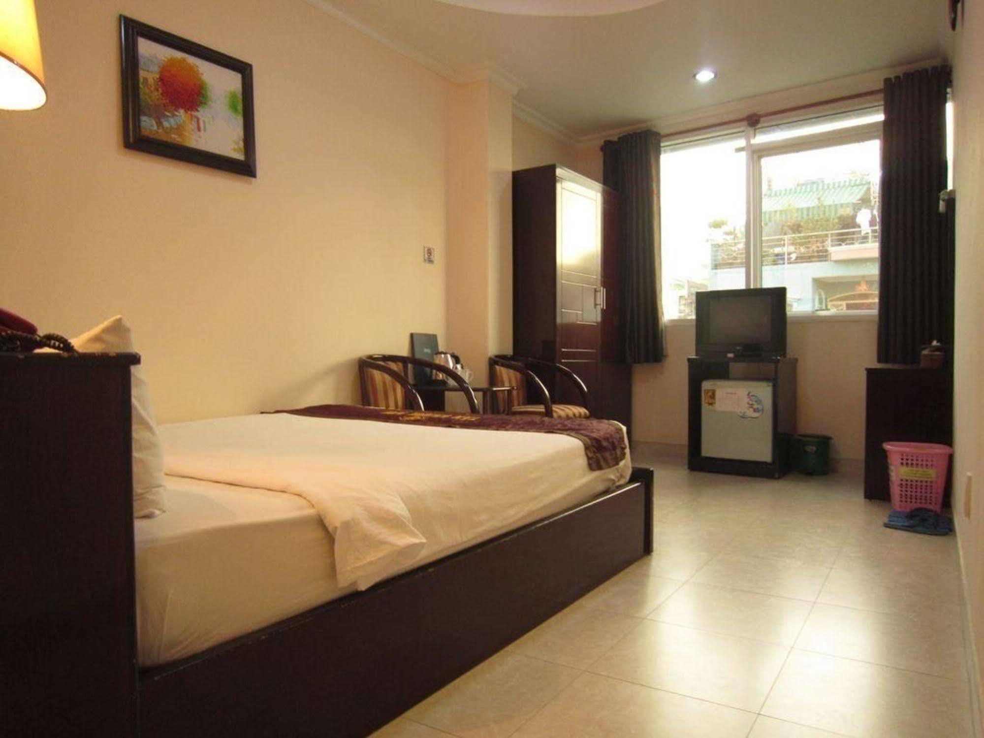 Ava Saigon 2 Hotel Thành Pho Ho Chí Minh Esterno foto