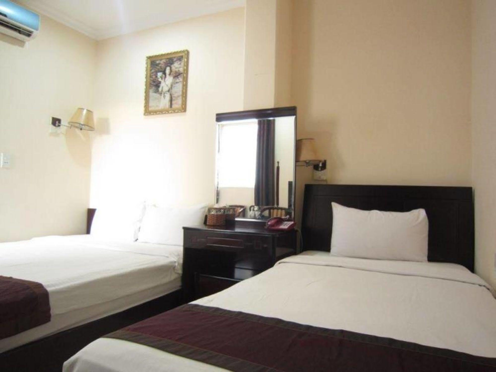 Ava Saigon 2 Hotel Thành Pho Ho Chí Minh Esterno foto